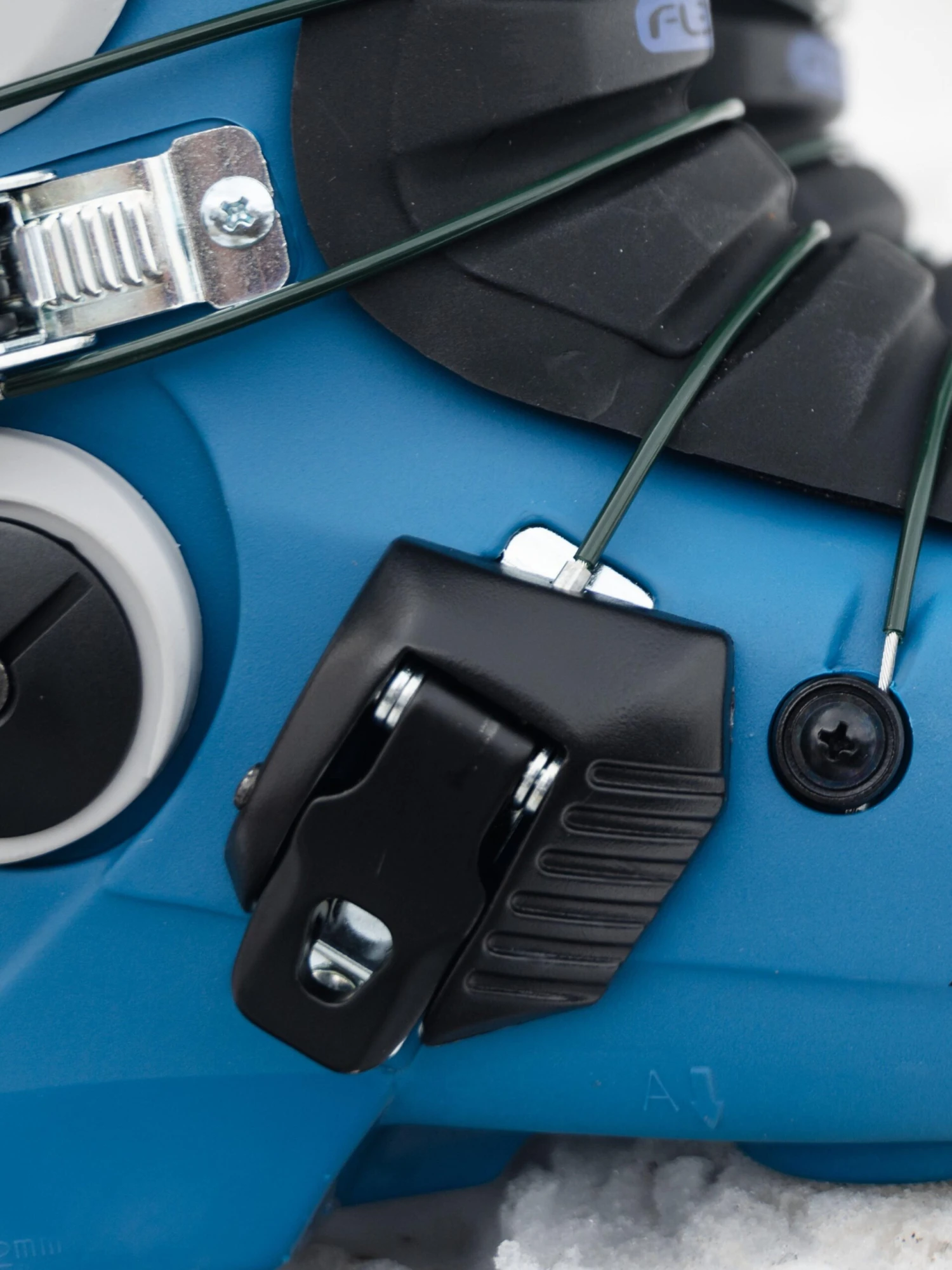 K2 Evolver Jr Ski Boots 2024 7 K2 Evolver Jr Ski Boots 2024 - Image 5